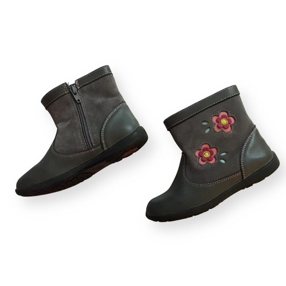 See Kai Run Mizuki gray suede/leather boots